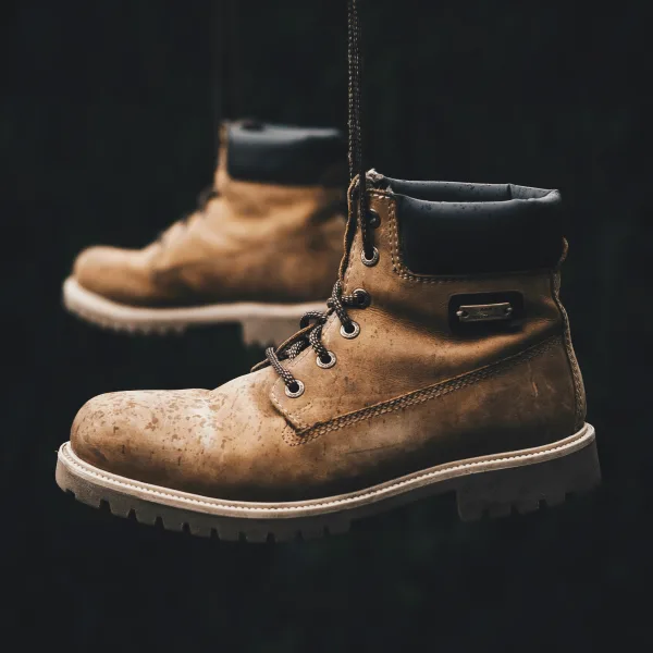 Photo by Maxim Hopman